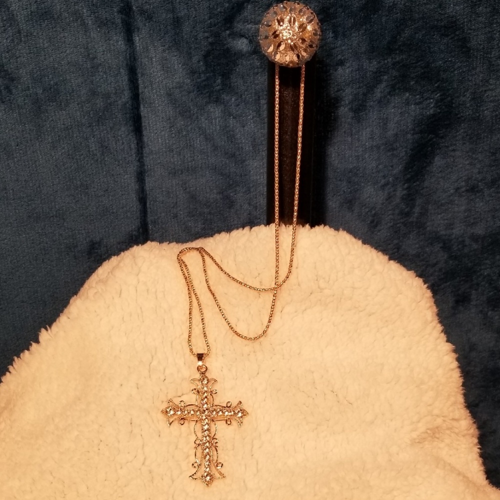 Stunning Gold and Rhinestone Cross Necklace